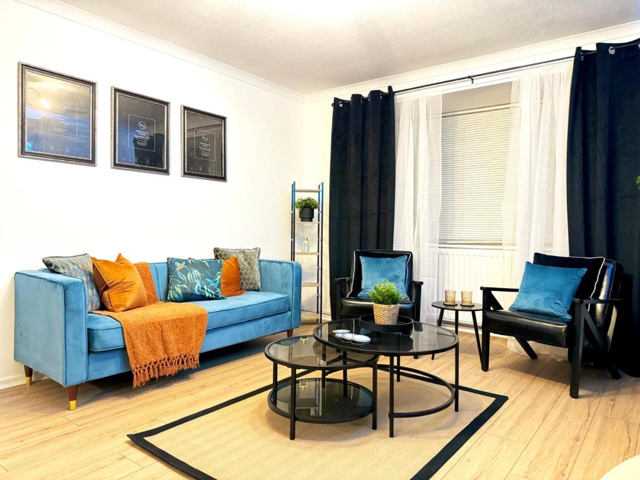 Rnm - Business Professionals Ready, Cost Effective For Large Stays! 3 Bedroom Lounge, Private Access & Entire Place, Kitchen & Washroom With Amenities, Smart Tv, Easy Access, Fast Wifi, Large Driveway, Great Transport Links, Near Worcester Hospital A Exteriör bild